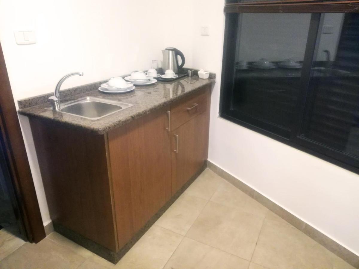 سما عمان للشقق الفندقية Sama Amman Hotel Apartments מראה חיצוני תמונה